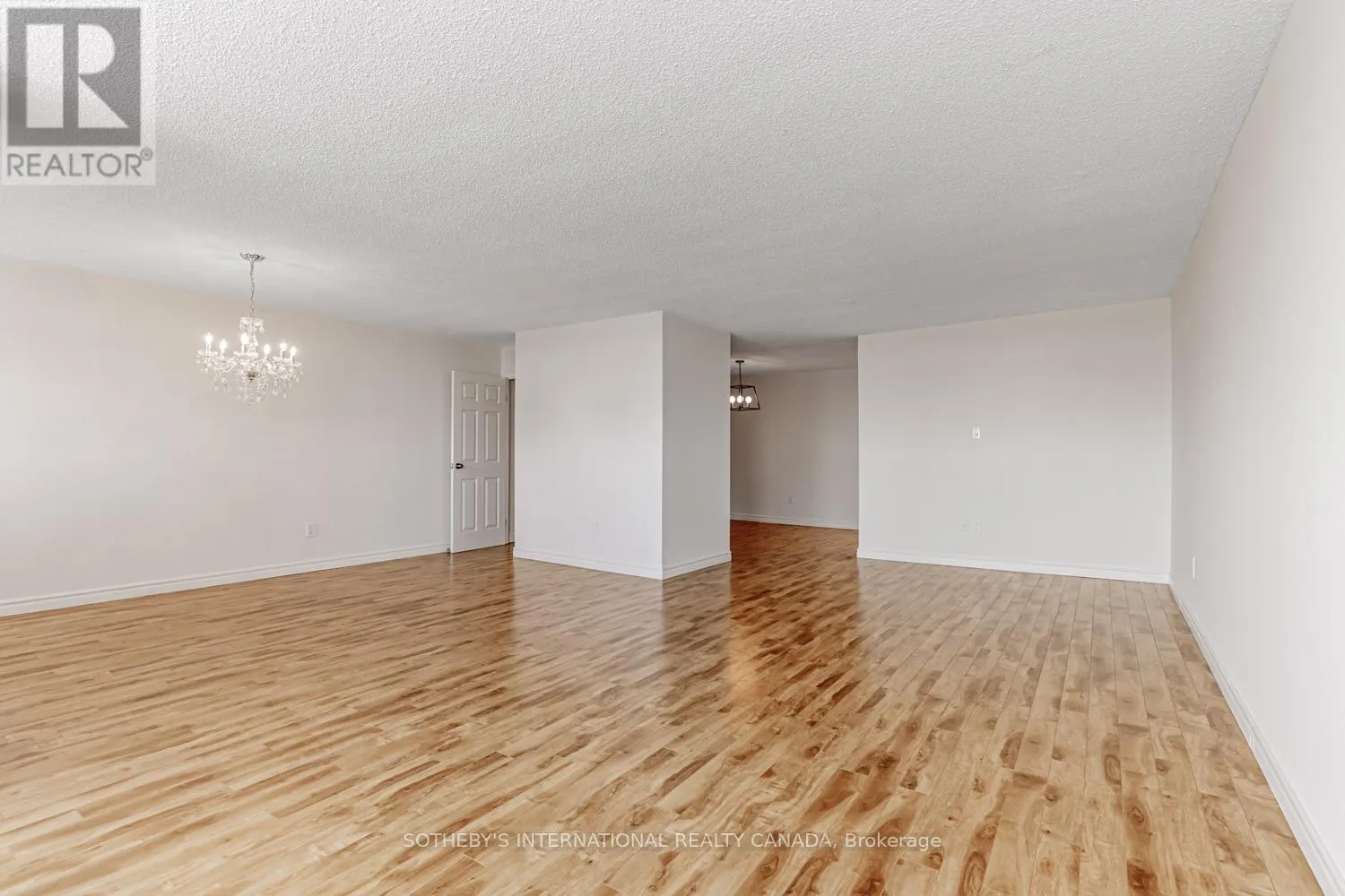 1104 - 3151 BRIDLETOWNE CIRCLE