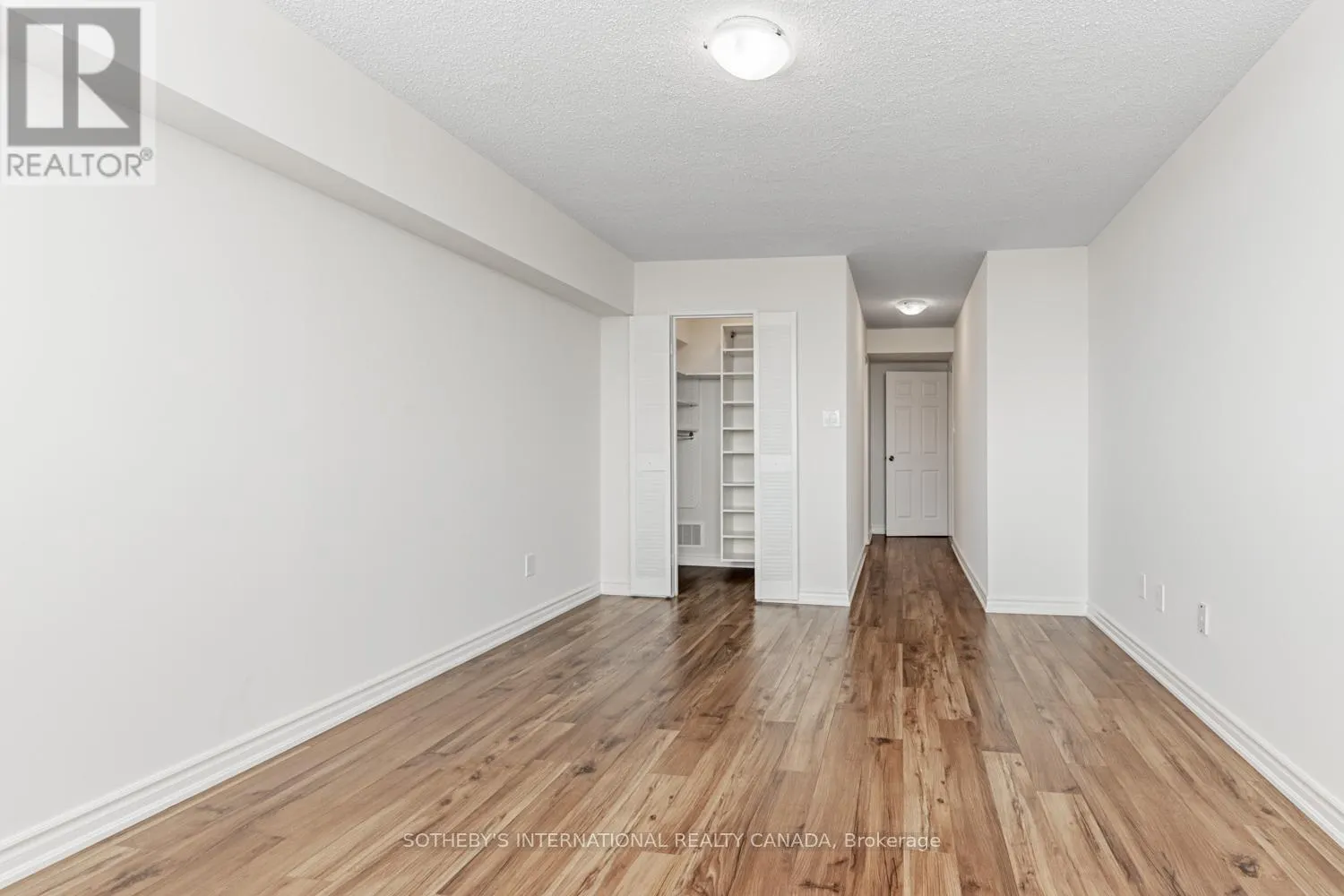 1104 - 3151 BRIDLETOWNE CIRCLE