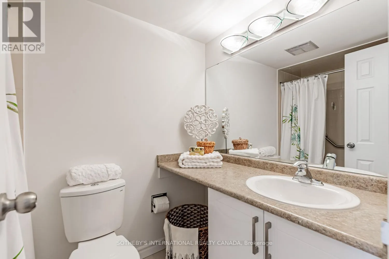 1104 - 3151 BRIDLETOWNE CIRCLE