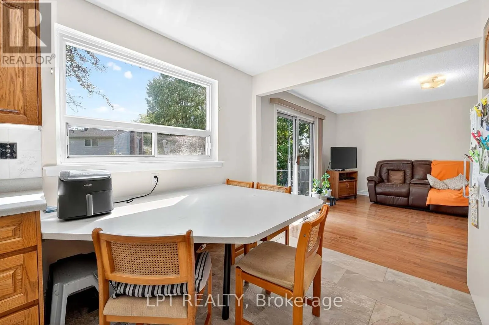 49 KENTISH CRESCENT