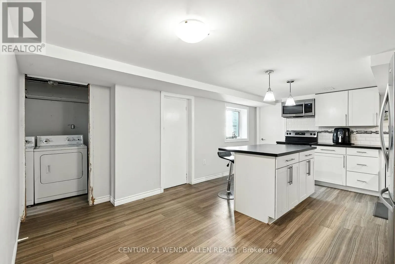 301 FAREWELL STREET