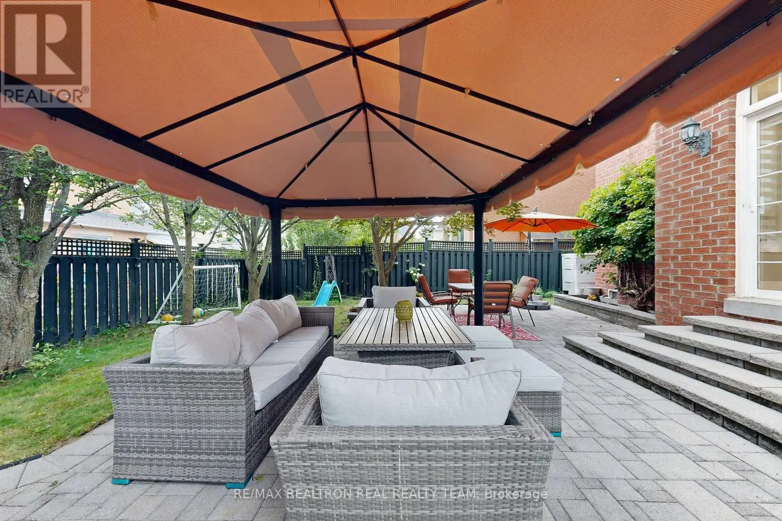 89 CACHET BOULEVARD