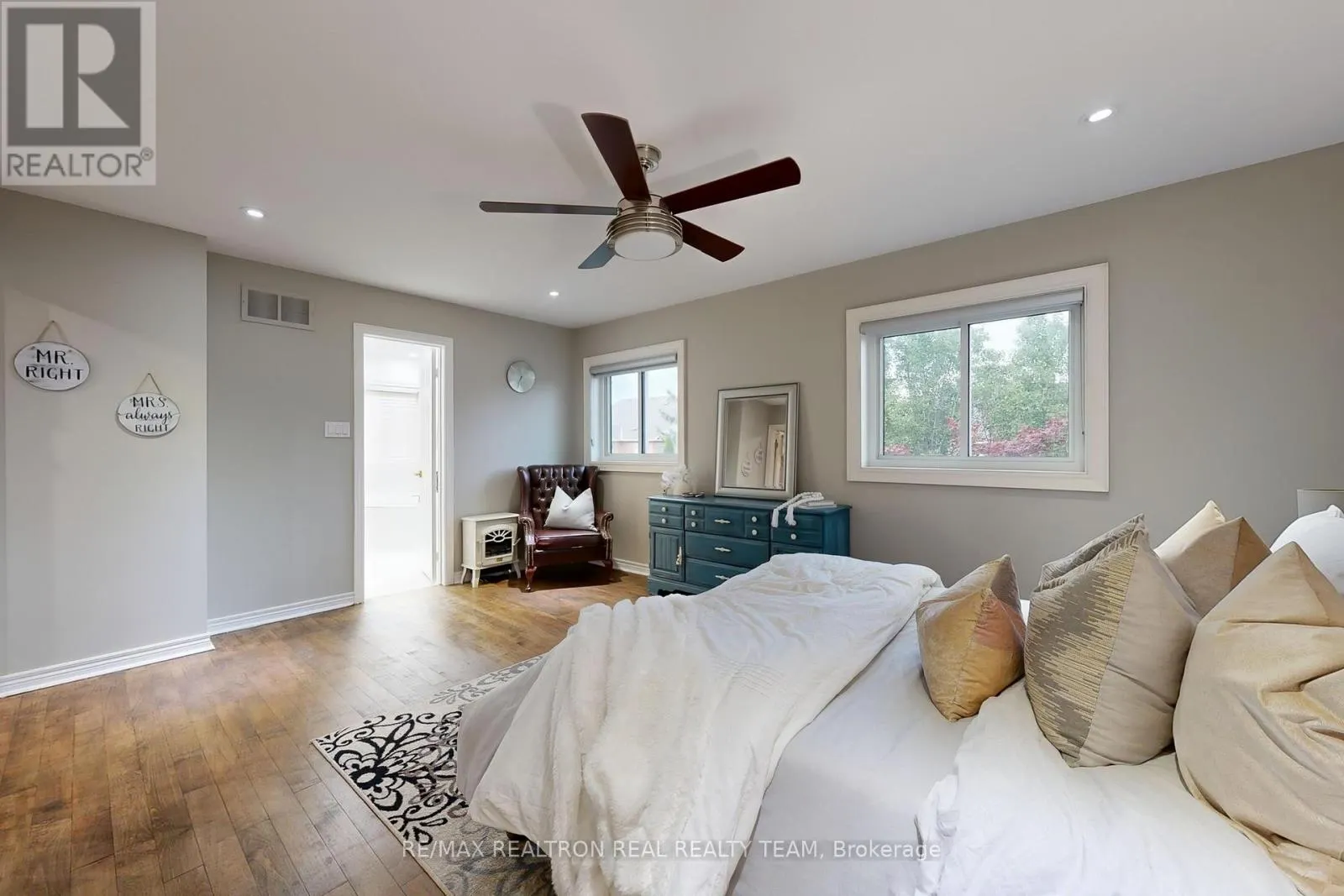 89 CACHET BOULEVARD