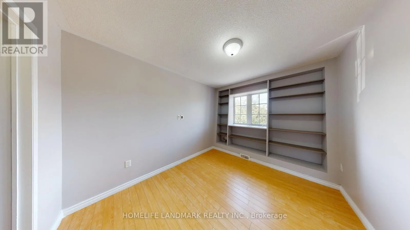 80 PRESLEY CRESCENT