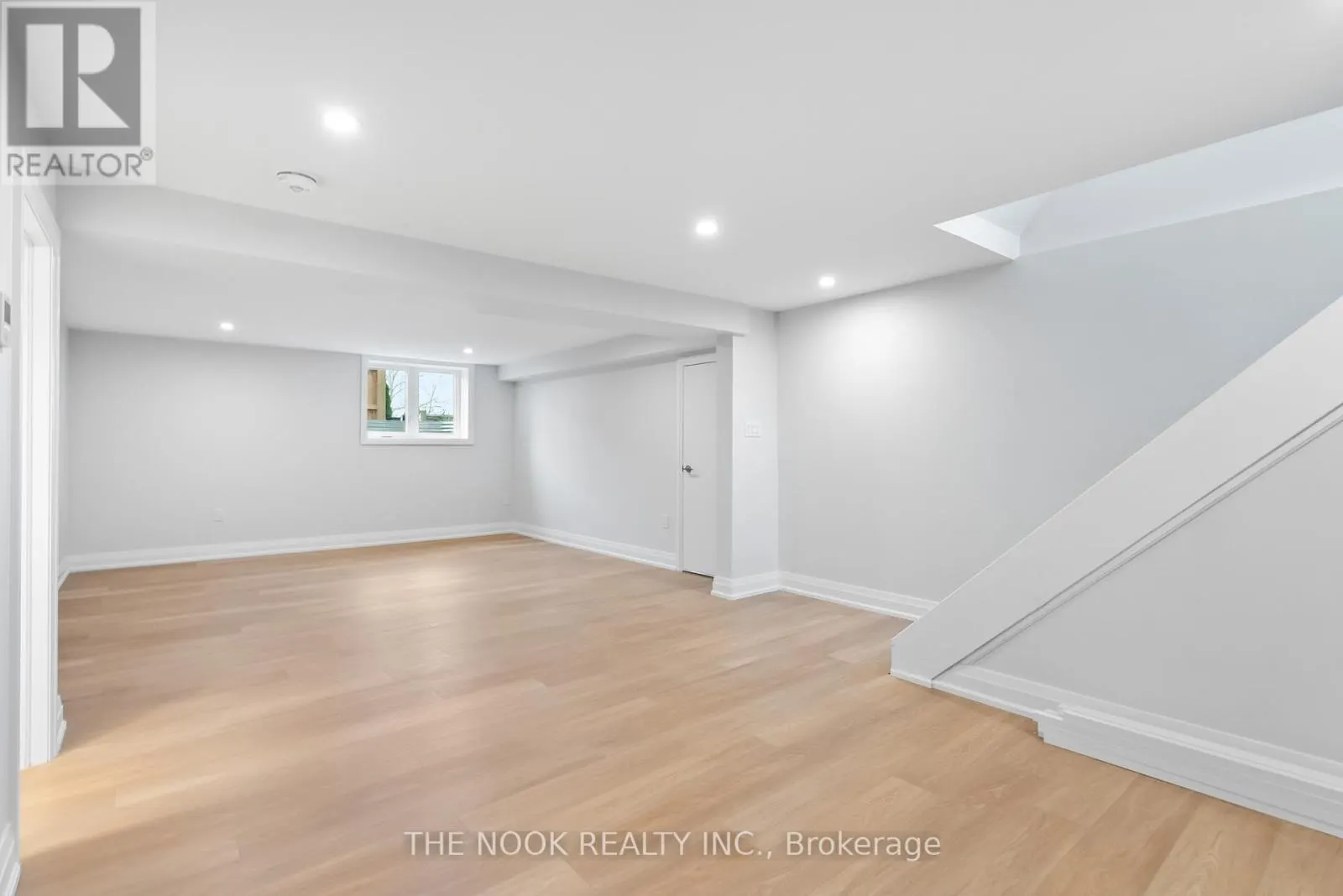 BSMT - 525 LARRY AVENUE, #Bsmt