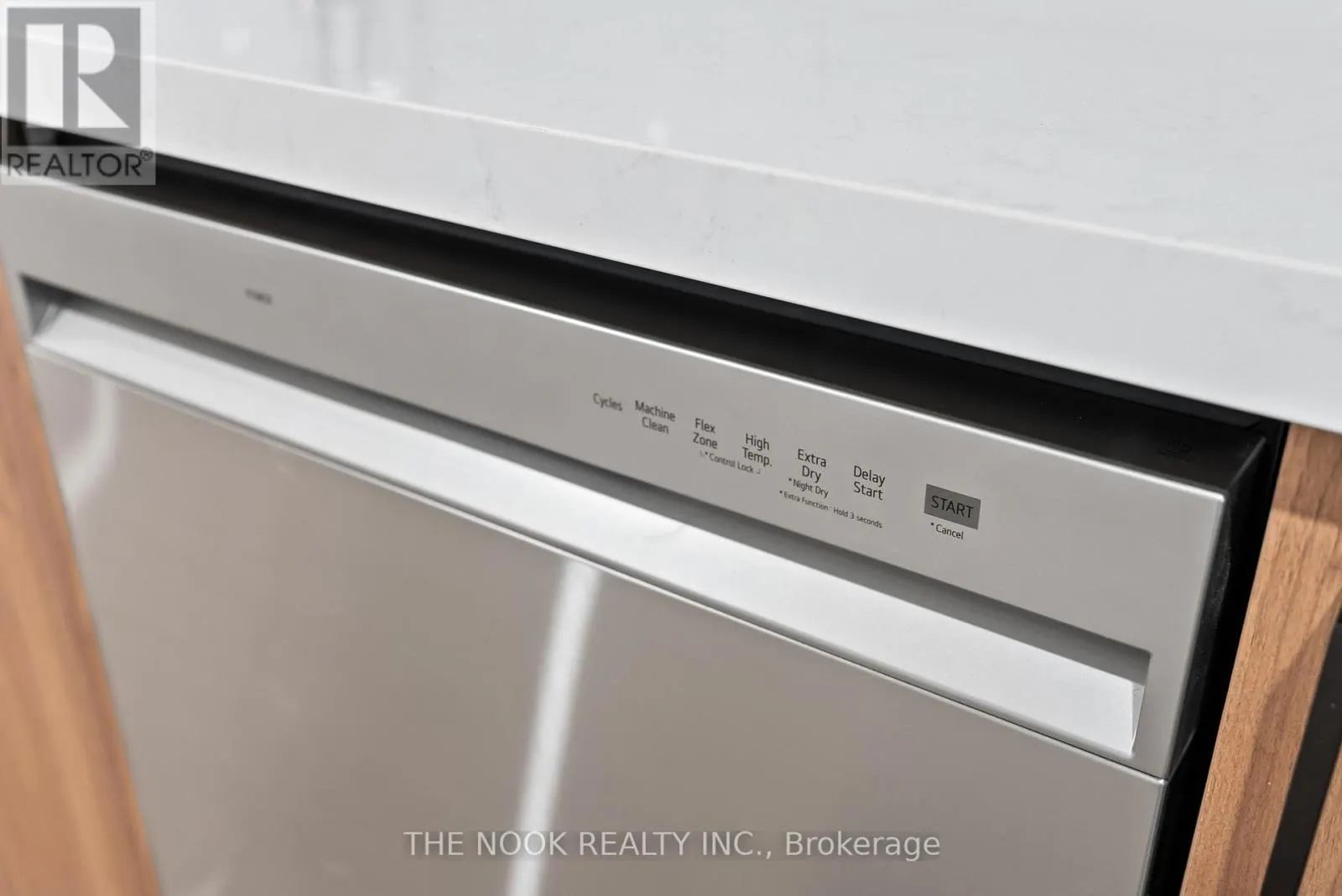 BSMT - 525 LARRY AVENUE, #Bsmt