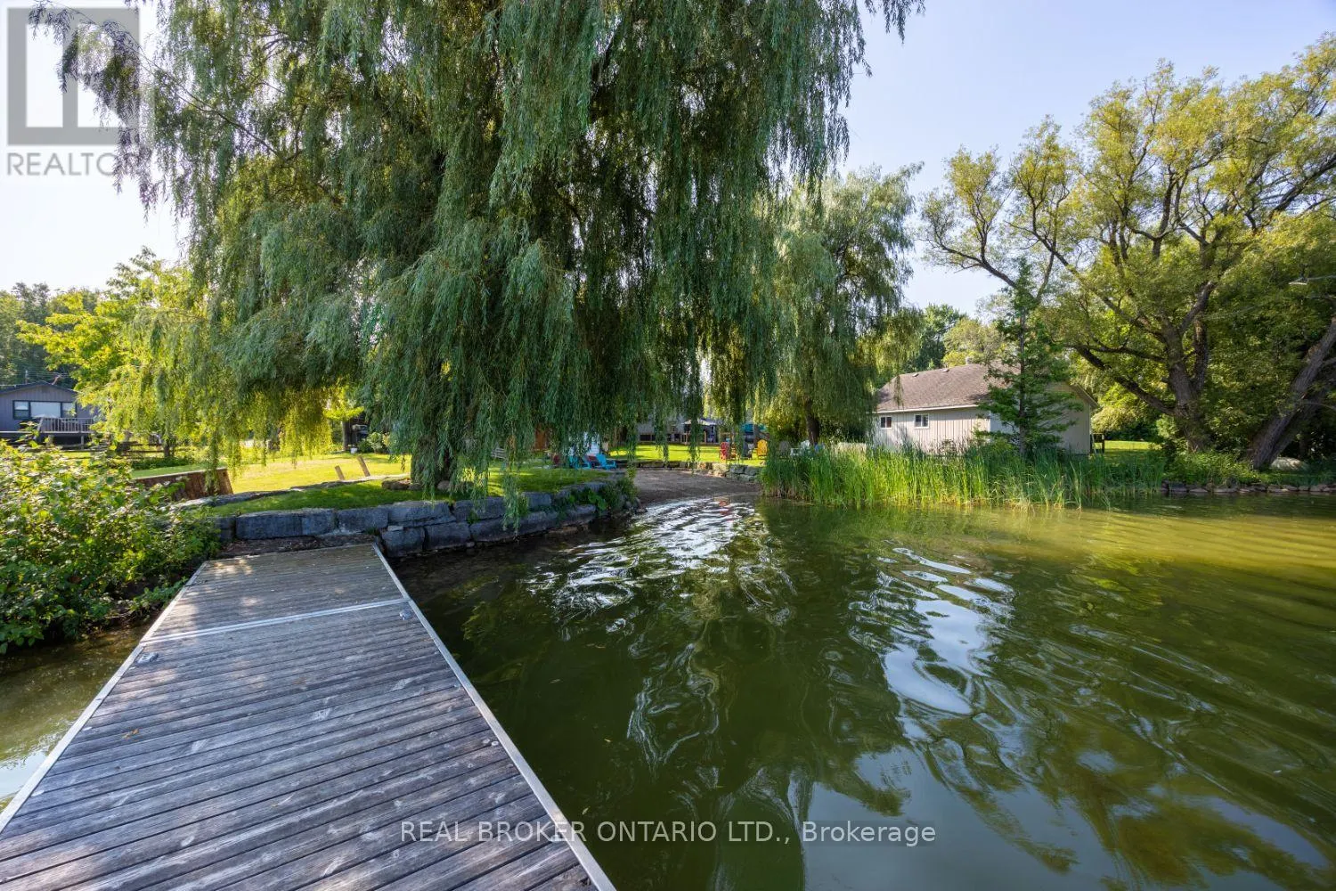526 VIEW LAKE ROAD