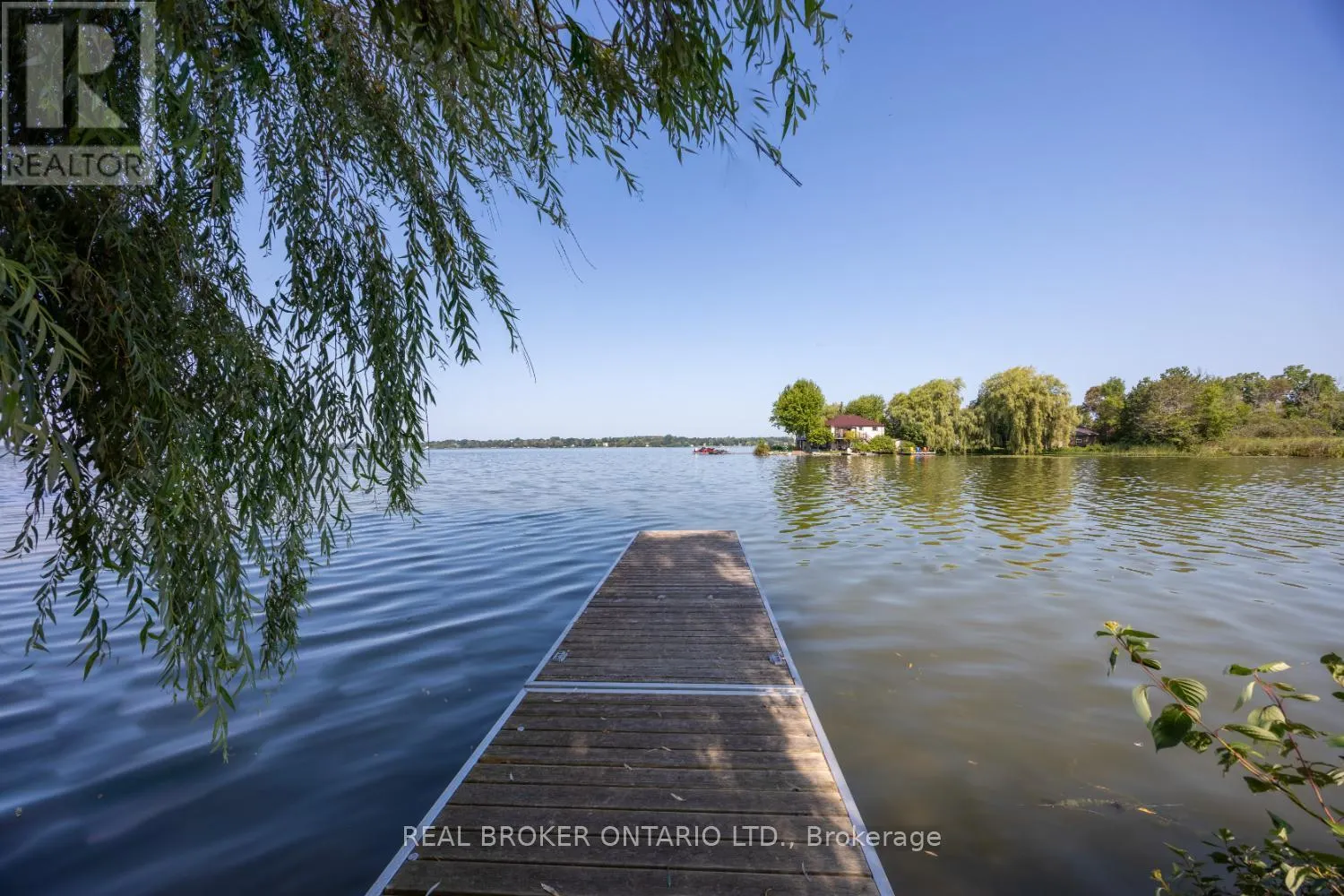 526 VIEW LAKE ROAD