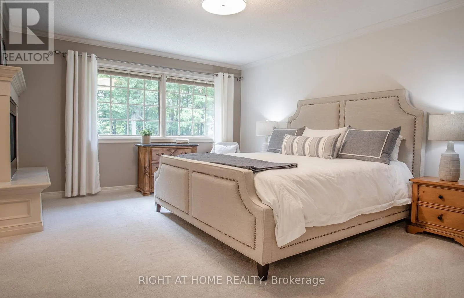 27 TIMBERLANE COURT