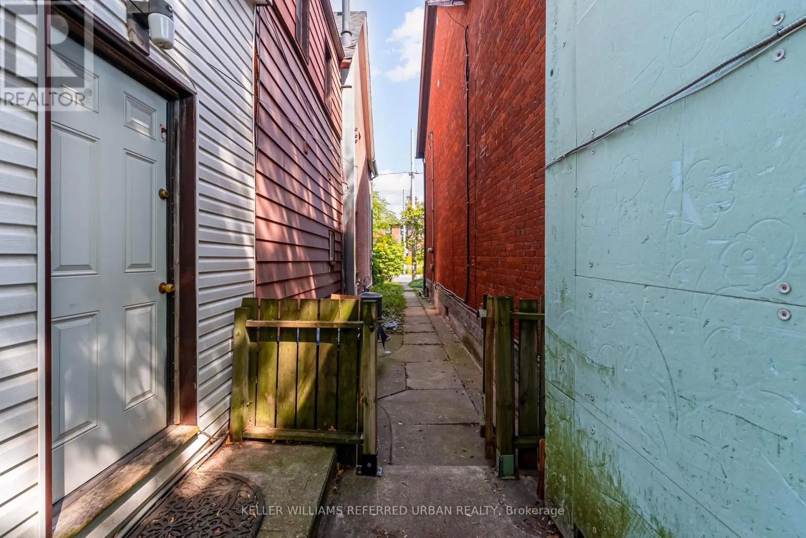 338 MAIN STREET