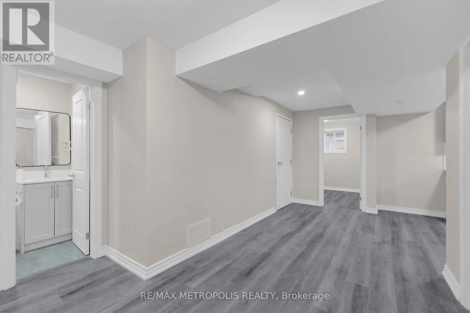 BSMT - 161 WINDFIELDS FARM DRIVE W