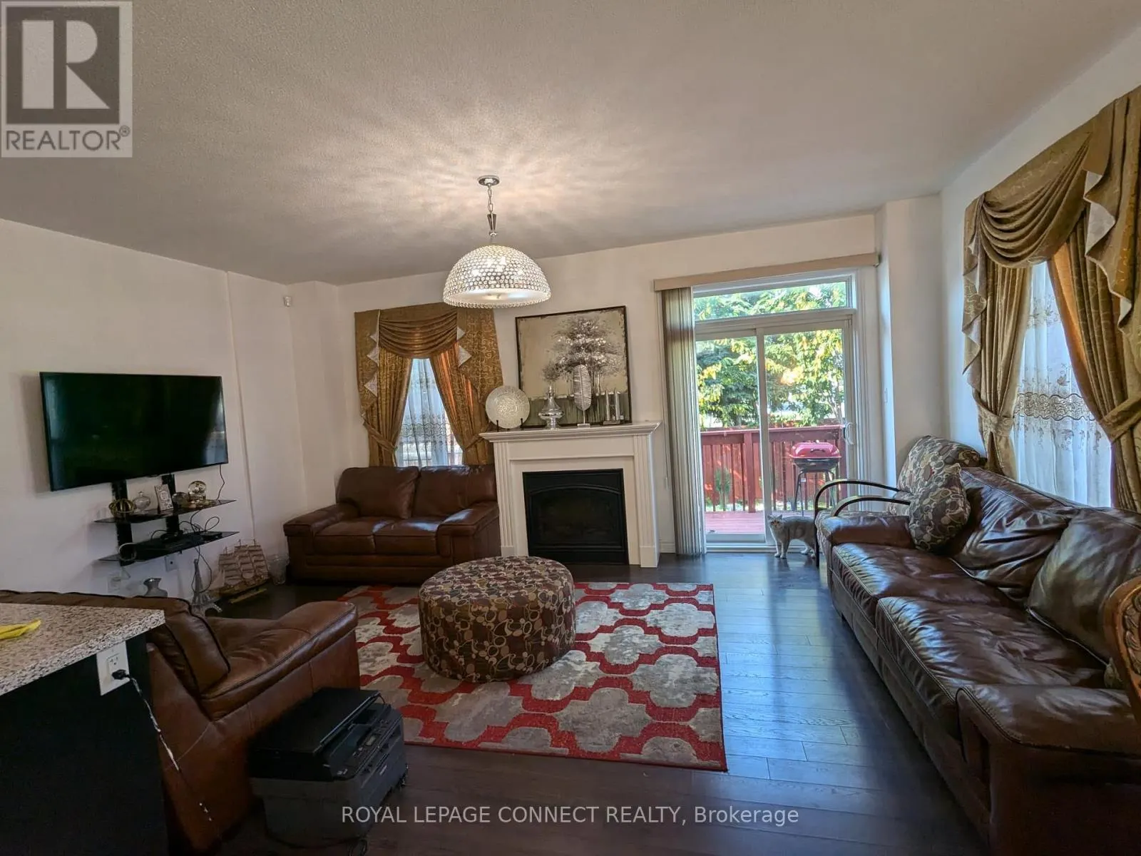 MAIN - 1 LILY CUP AVENUE