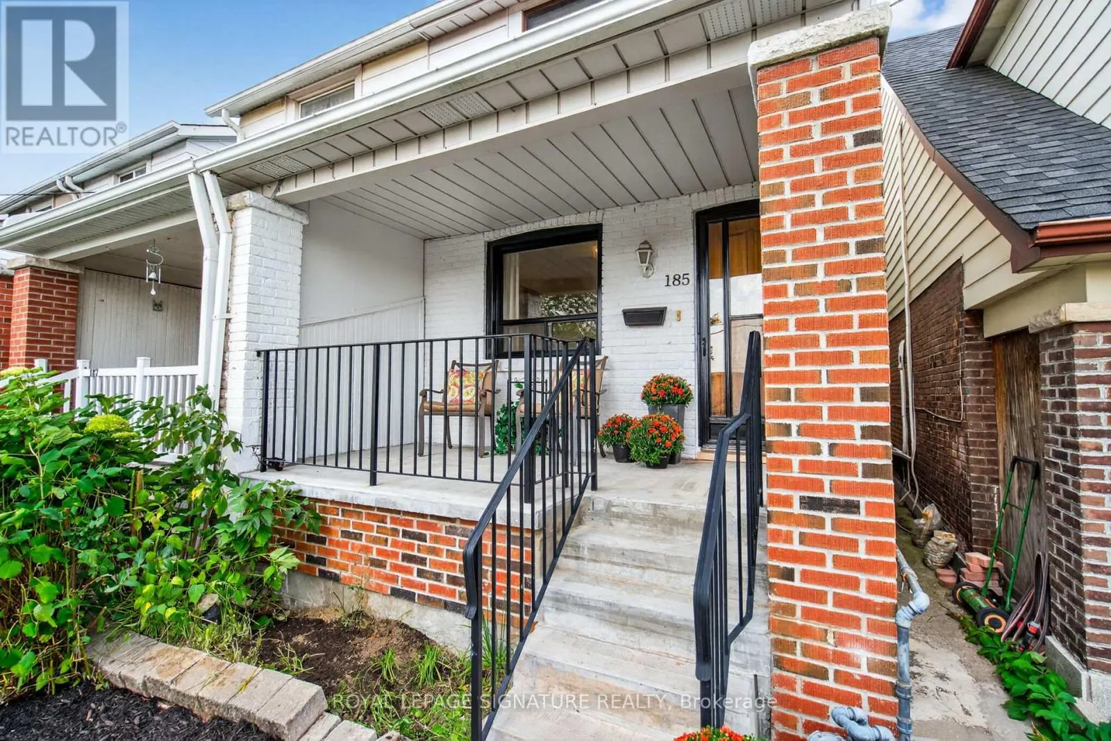 185 DONLANDS AVENUE