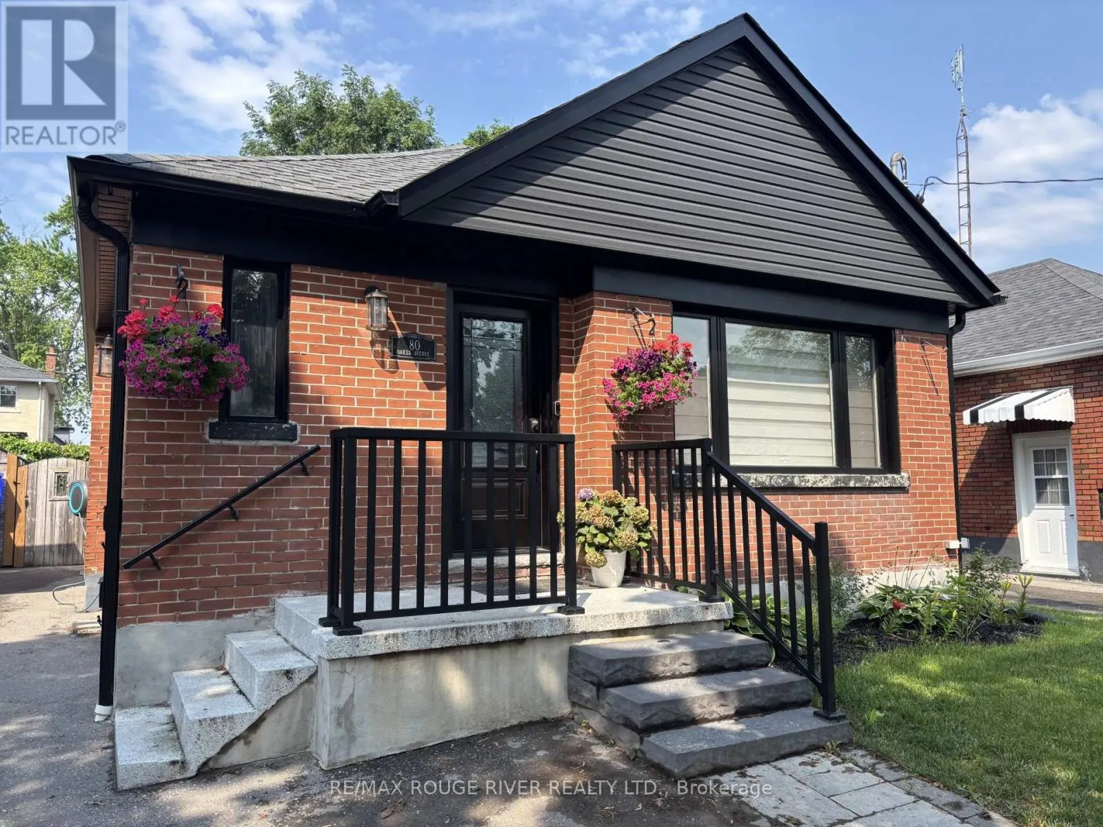 80 OAKES AVENUE