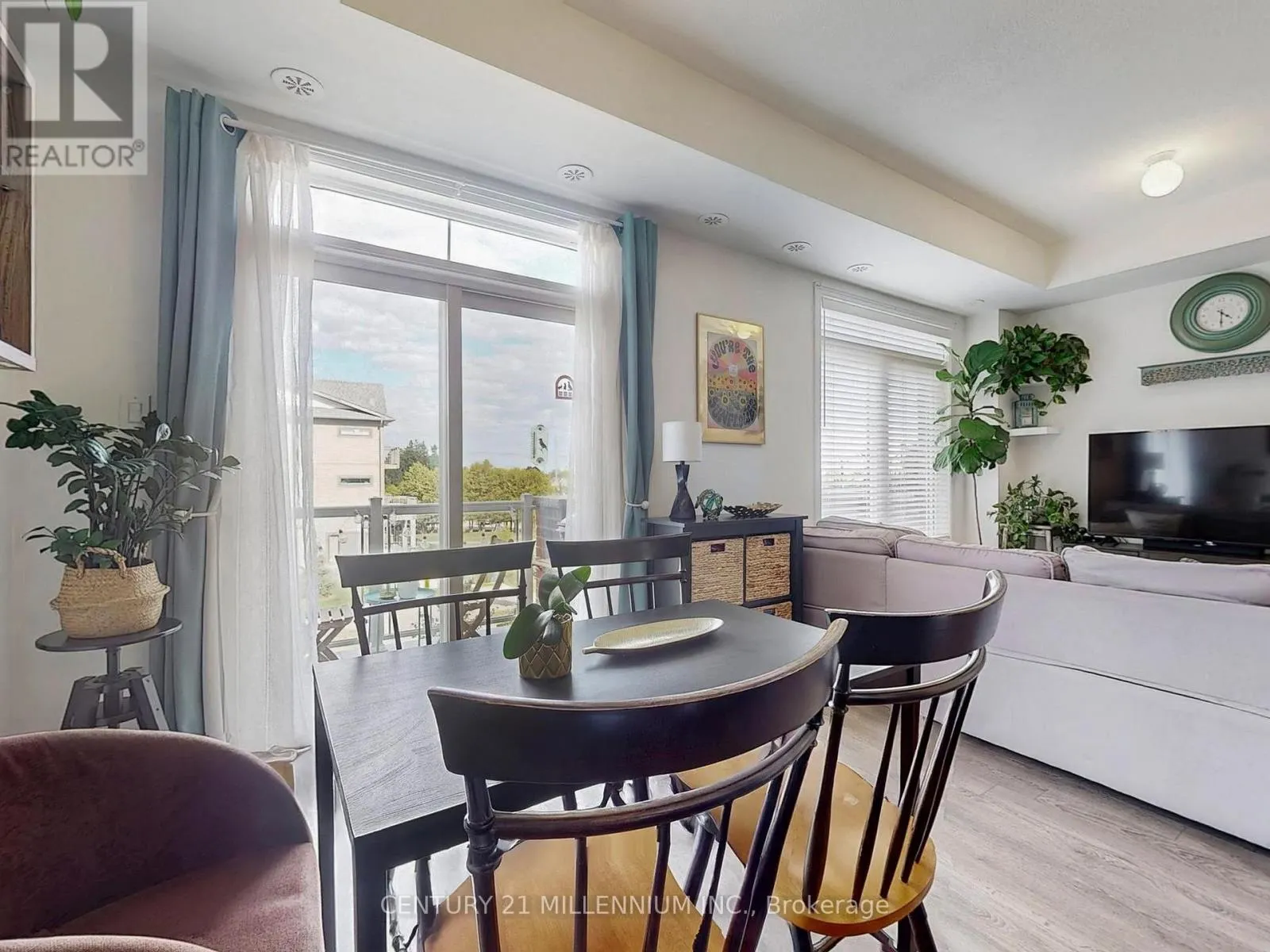 2578 WILLIAM JACKSON DRIVE