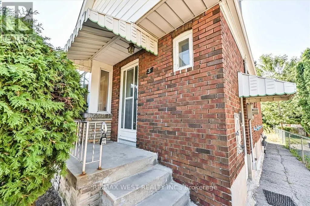5 DIEPPE ROAD S