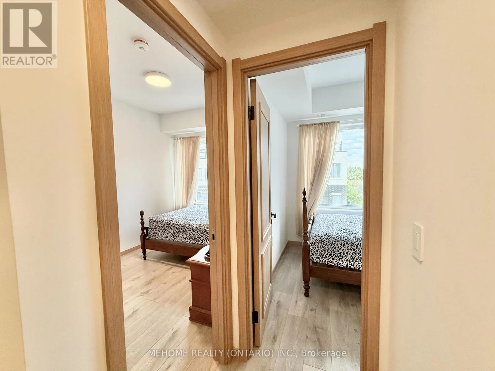 C1- 306 - 3423 SHEPPARD AVENUE E