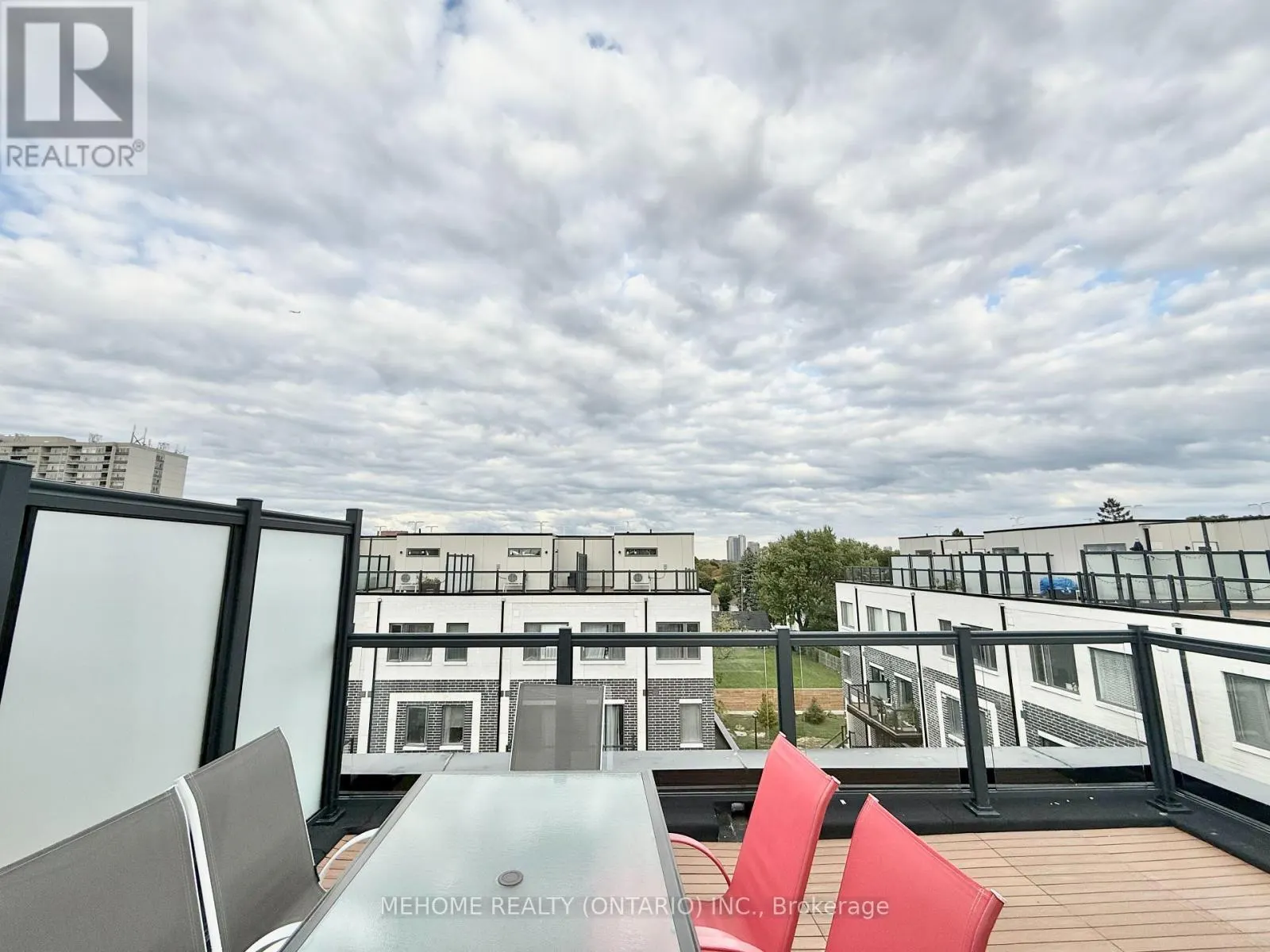 C1- 306 - 3423 SHEPPARD AVENUE E