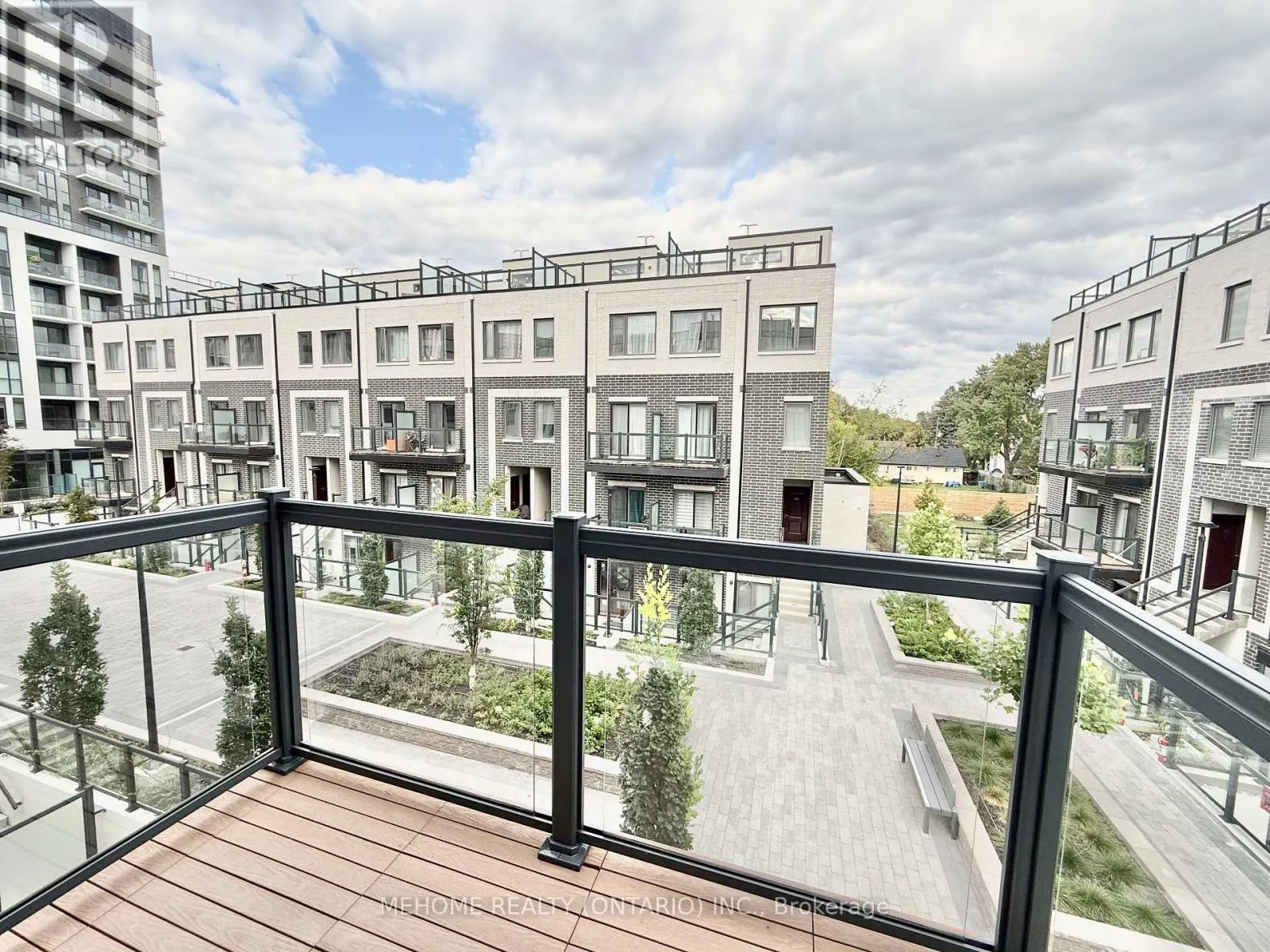 C1- 306 - 3423 SHEPPARD AVENUE E