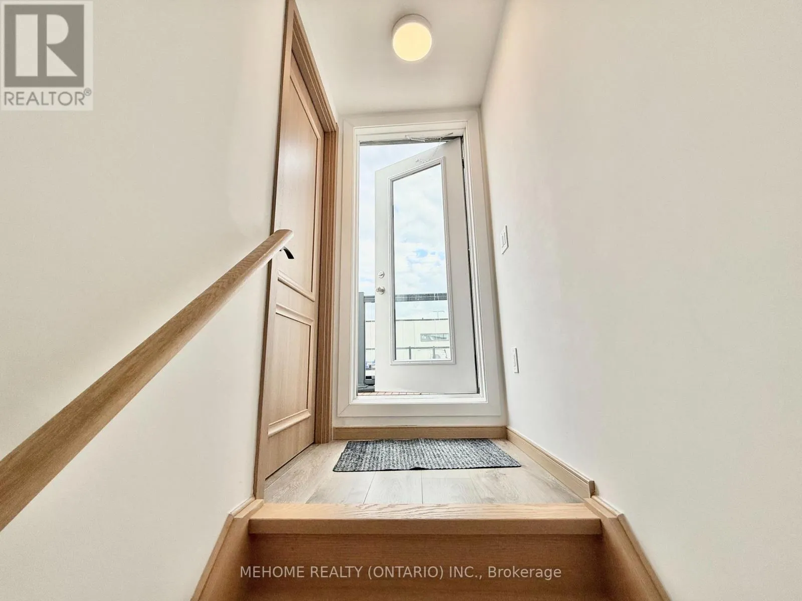 C1- 306 - 3423 SHEPPARD AVENUE E