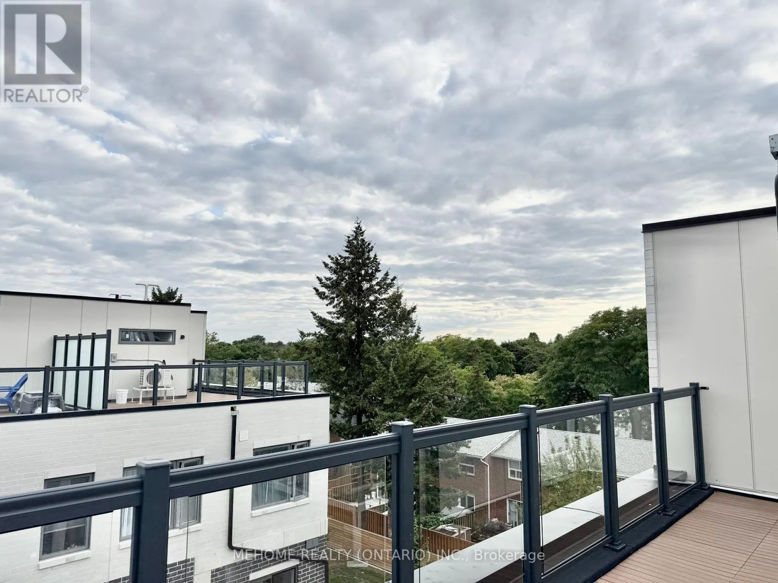 C1- 306 - 3423 SHEPPARD AVENUE E