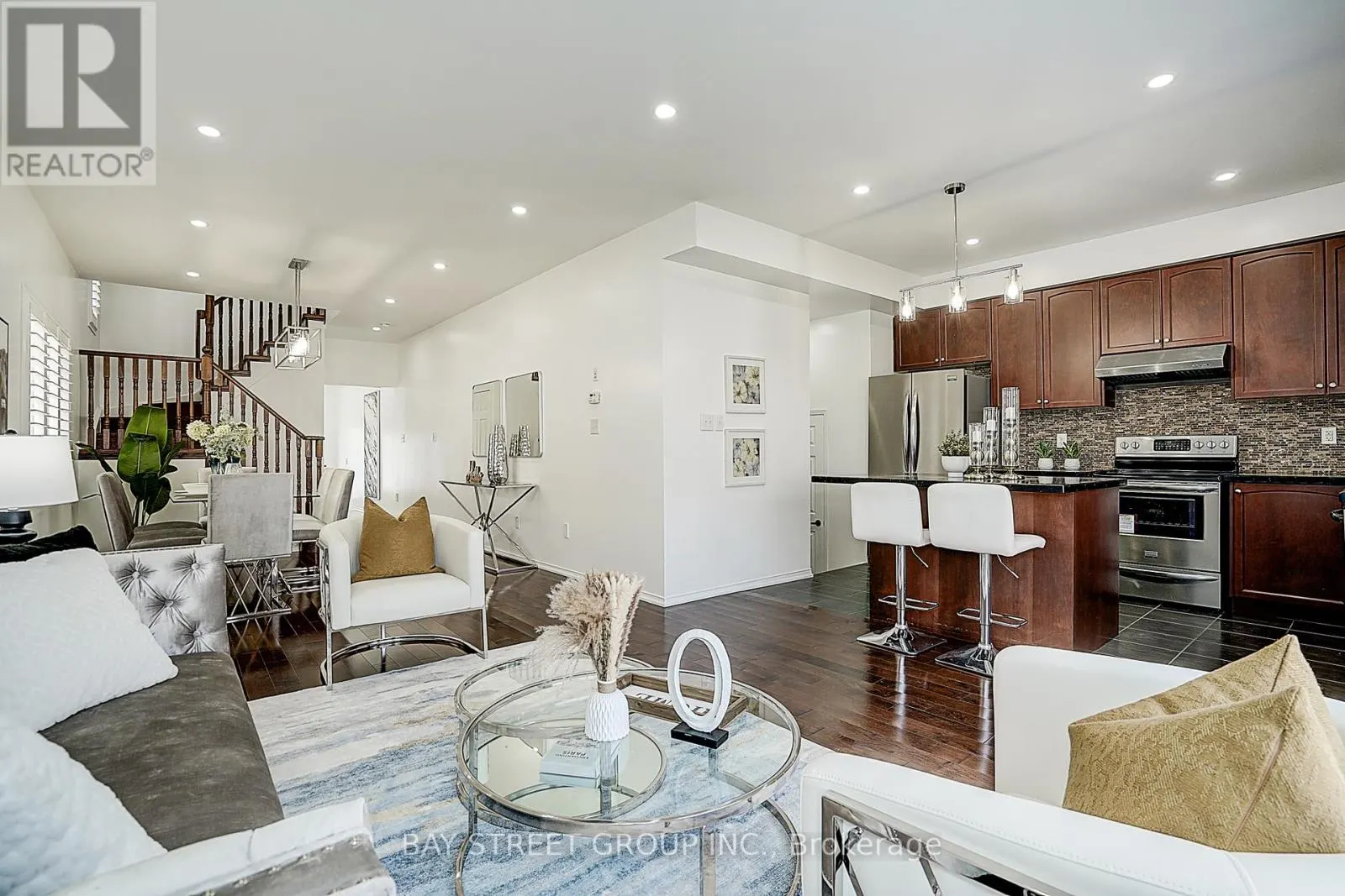 6 HOLROYD STREET