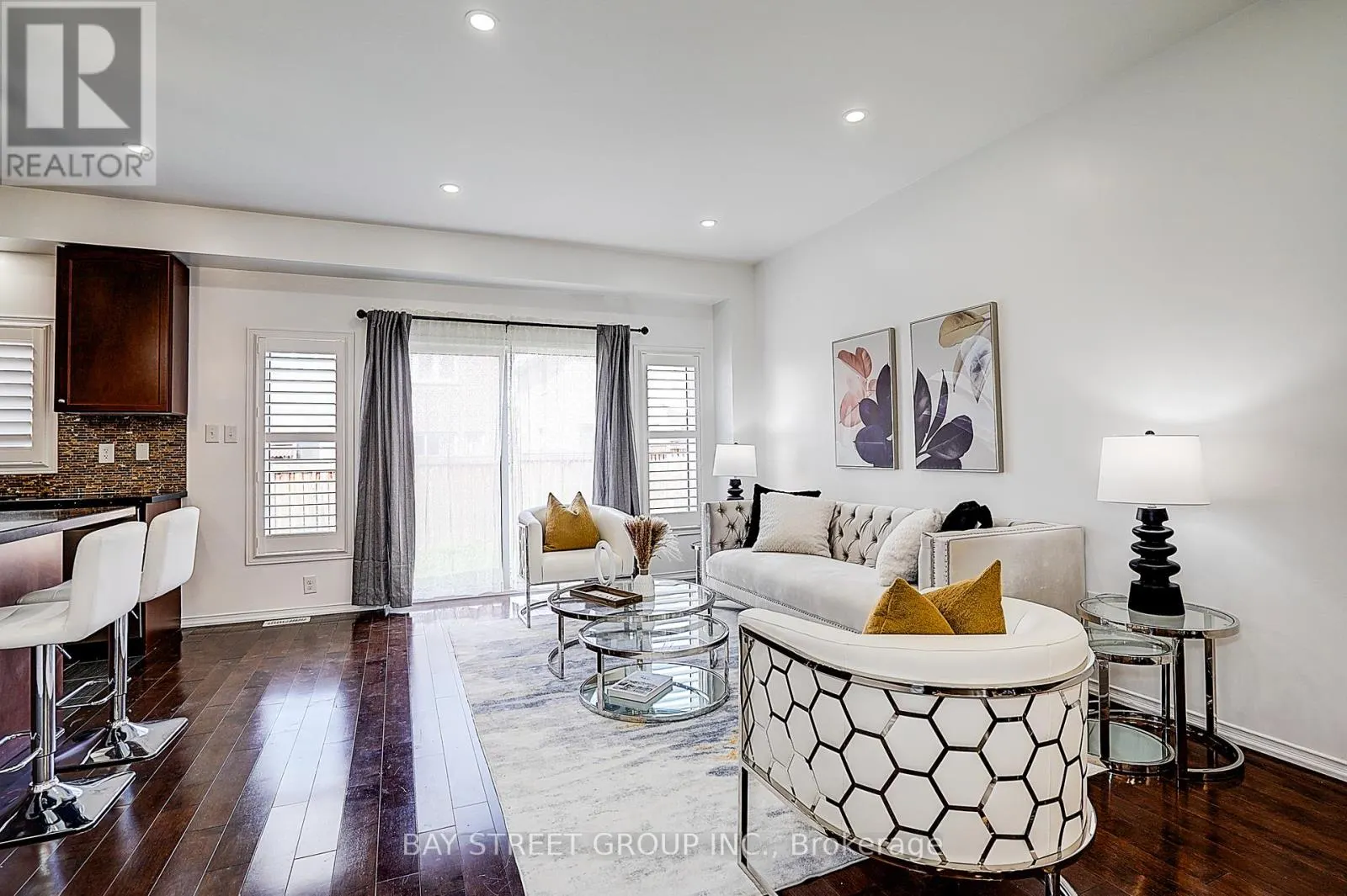 6 HOLROYD STREET