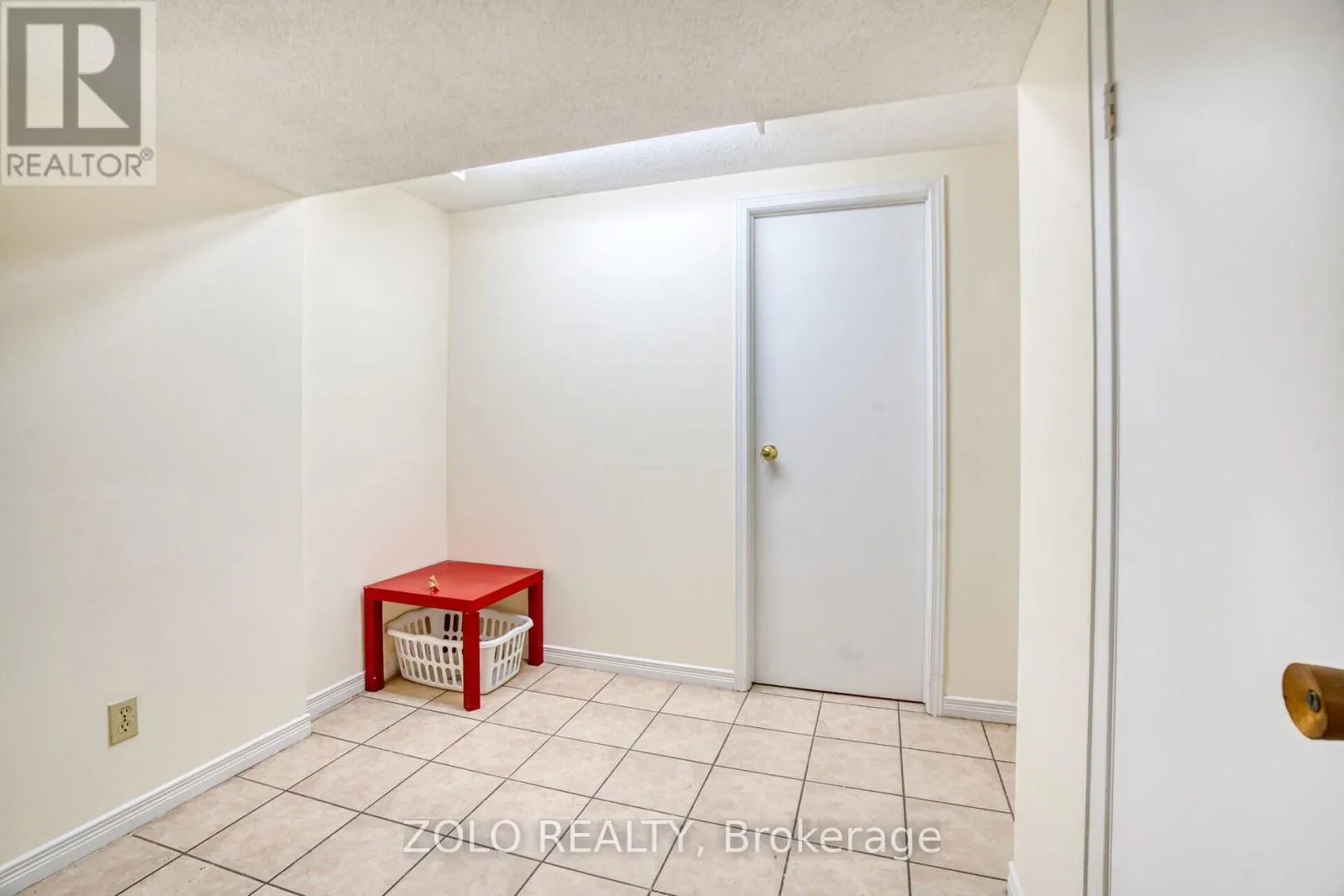 136 GOLDHAWK TRAIL