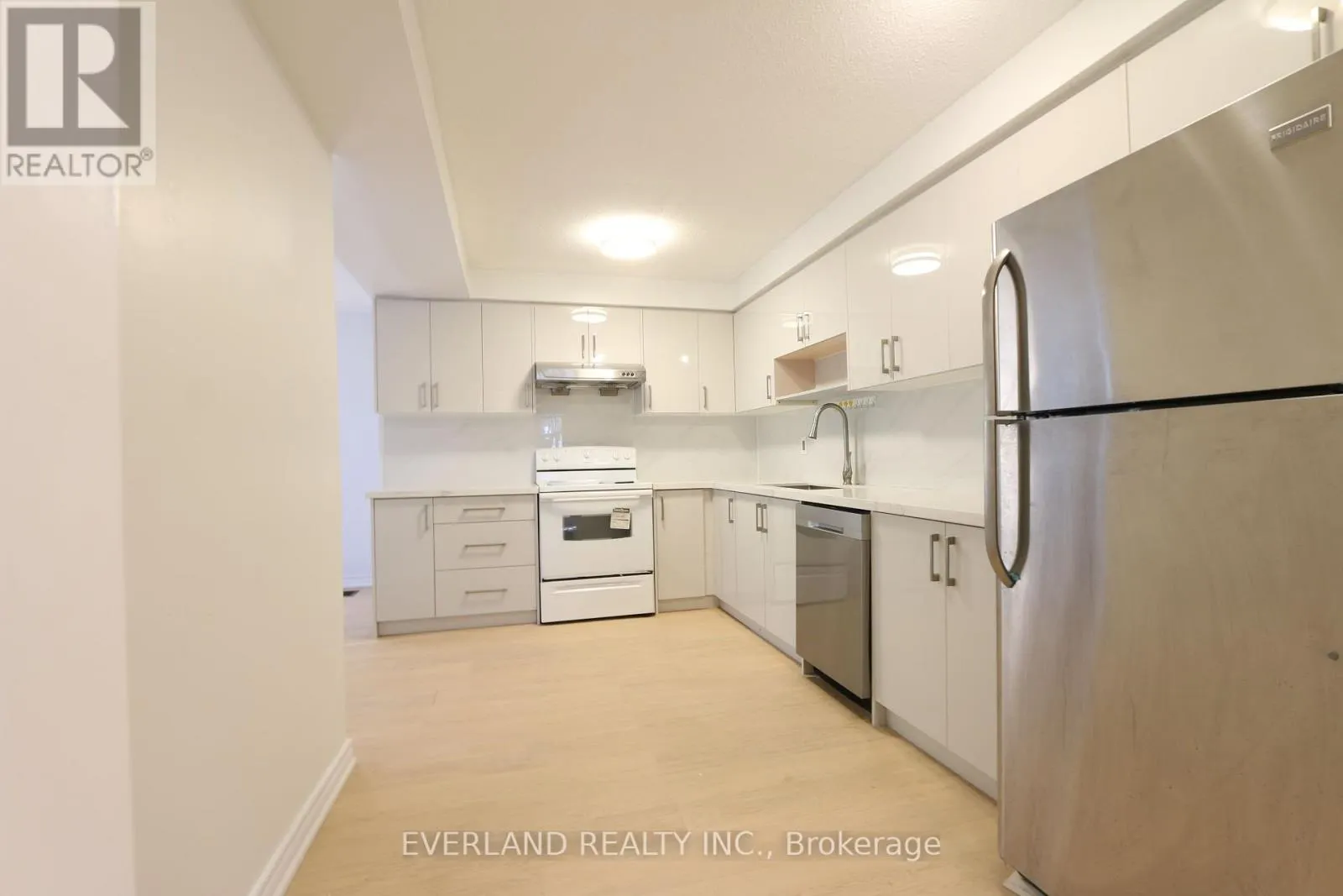 UPPER LEVEL - 73 SHELLAMWOOD TRAIL