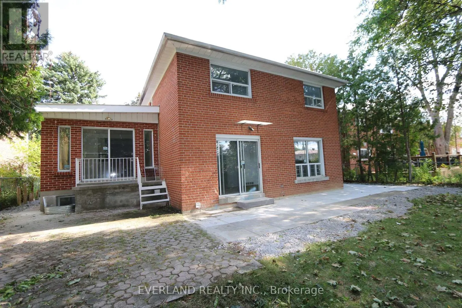UPPER LEVEL - 73 SHELLAMWOOD TRAIL