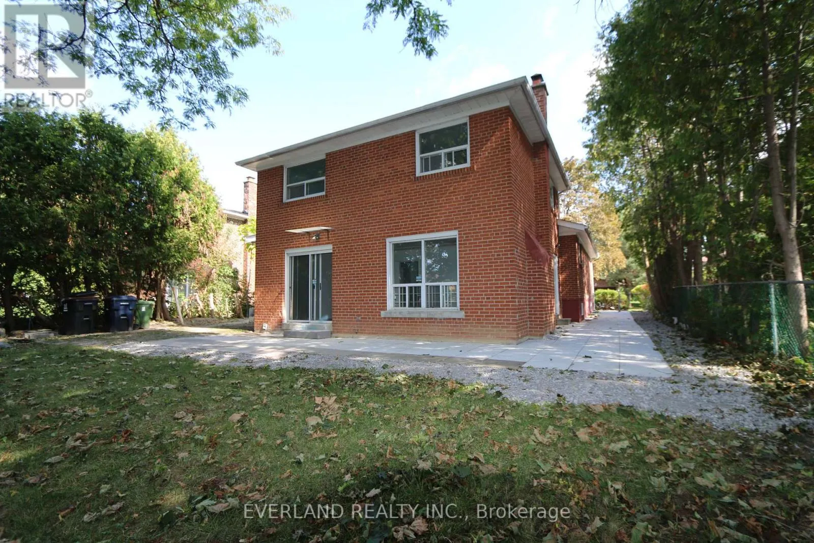 UPPER LEVEL - 73 SHELLAMWOOD TRAIL