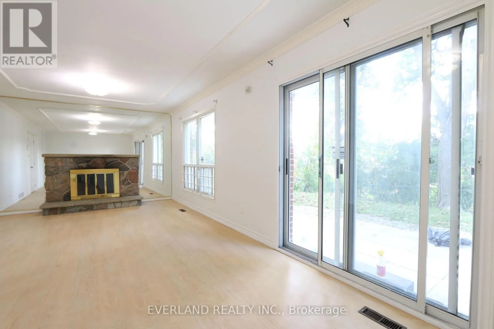 UPPER LEVEL - 73 SHELLAMWOOD TRAIL