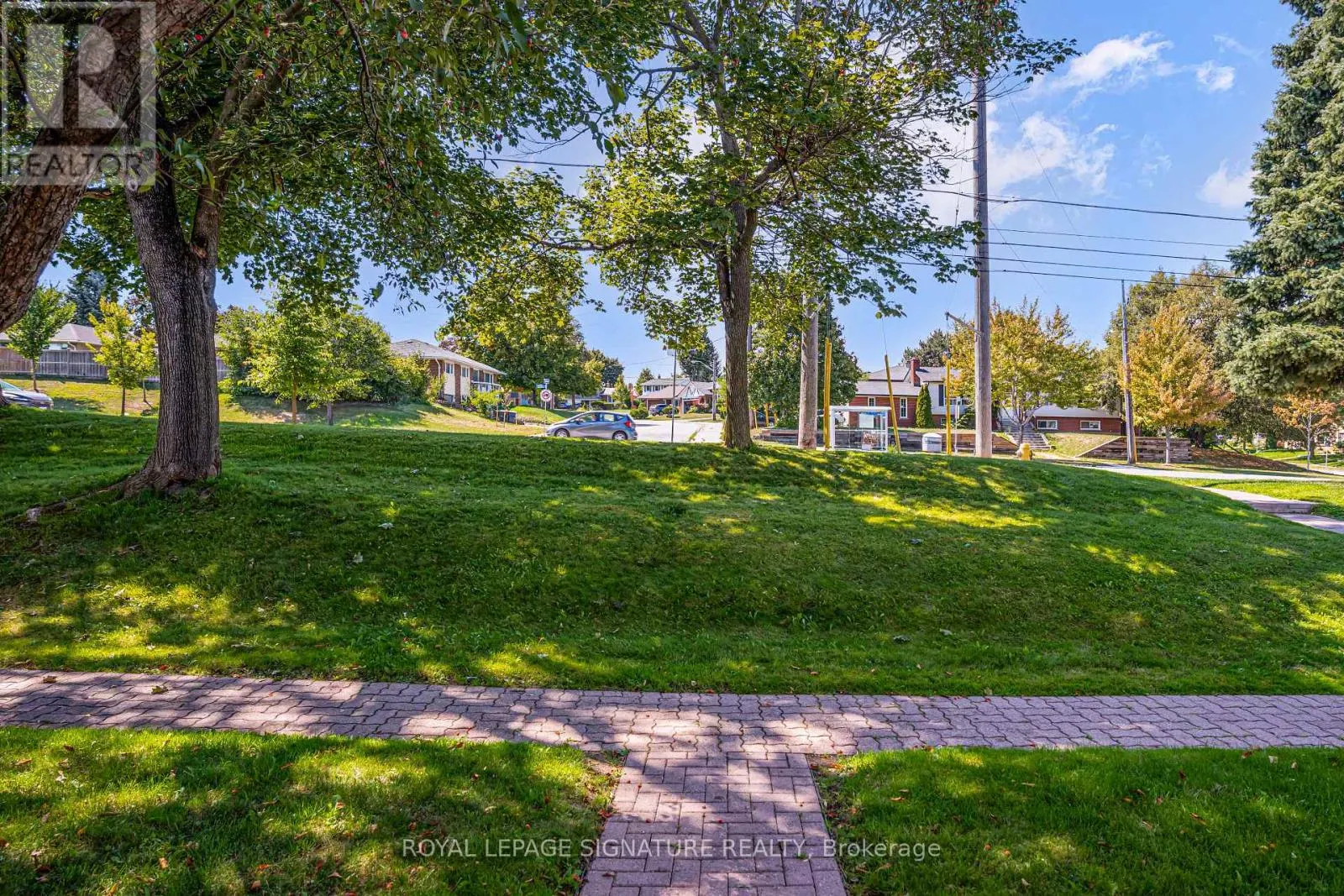 44 - 71 CASS AVENUE