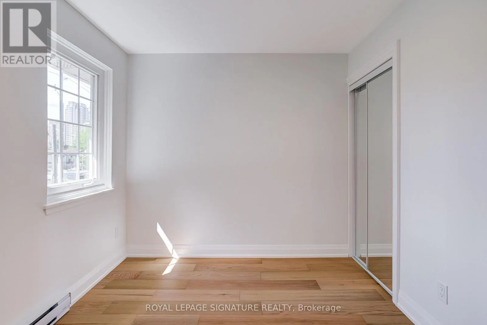 44 - 71 CASS AVENUE