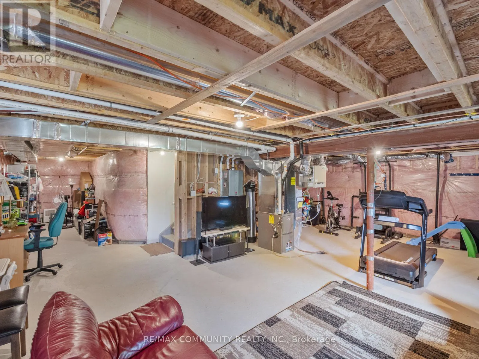 80 BARKERVILLE DRIVE