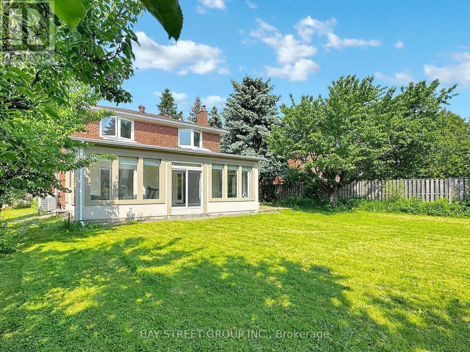 69 FAIRGLEN AVENUE