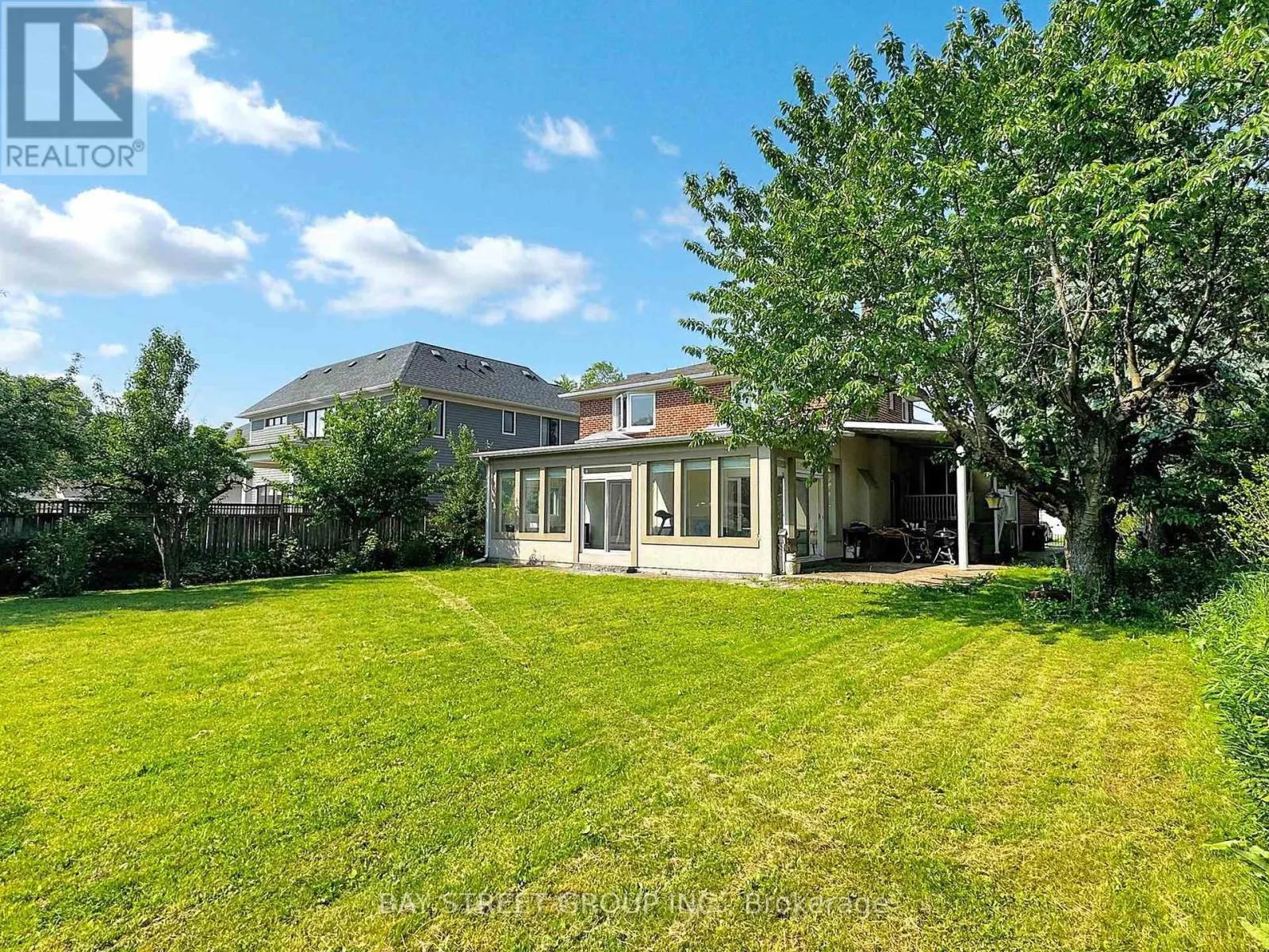 69 FAIRGLEN AVENUE