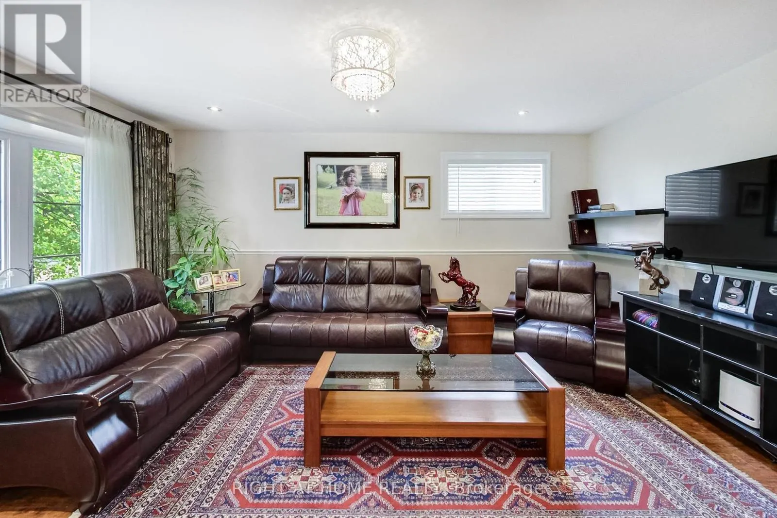 8 SURATY AVENUE