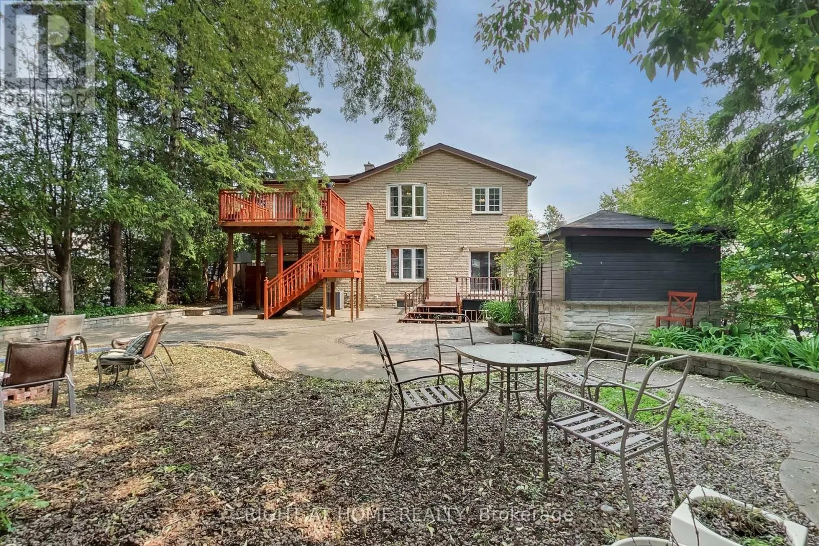 8 SURATY AVENUE
