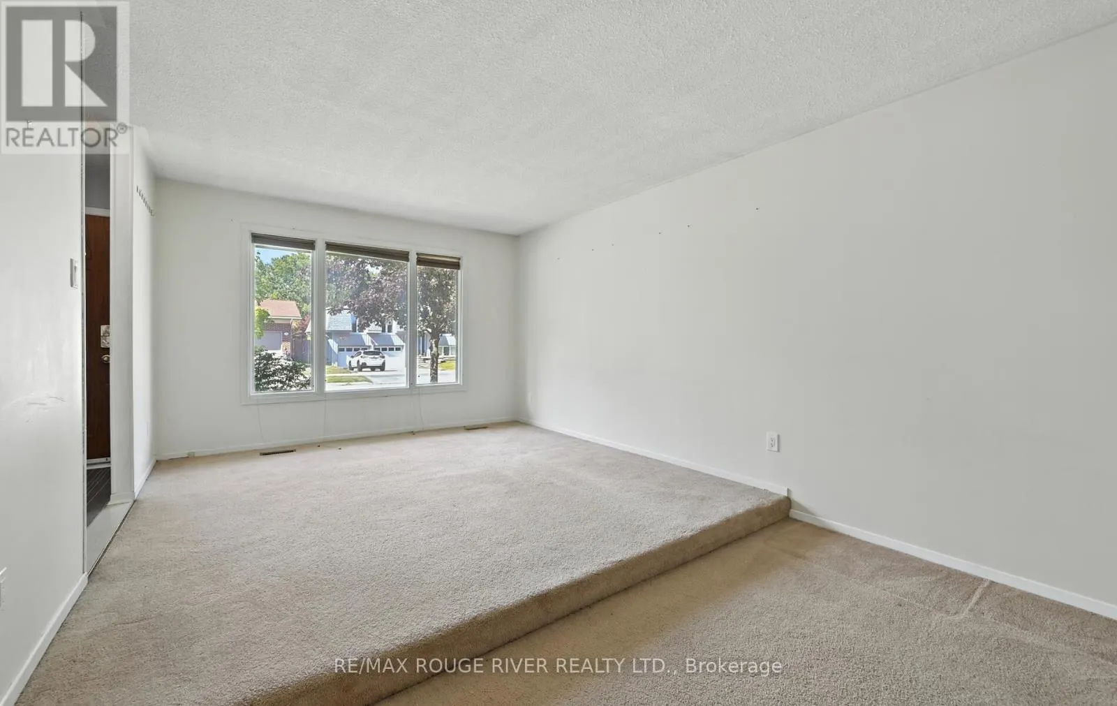 135 CALAIS STREET