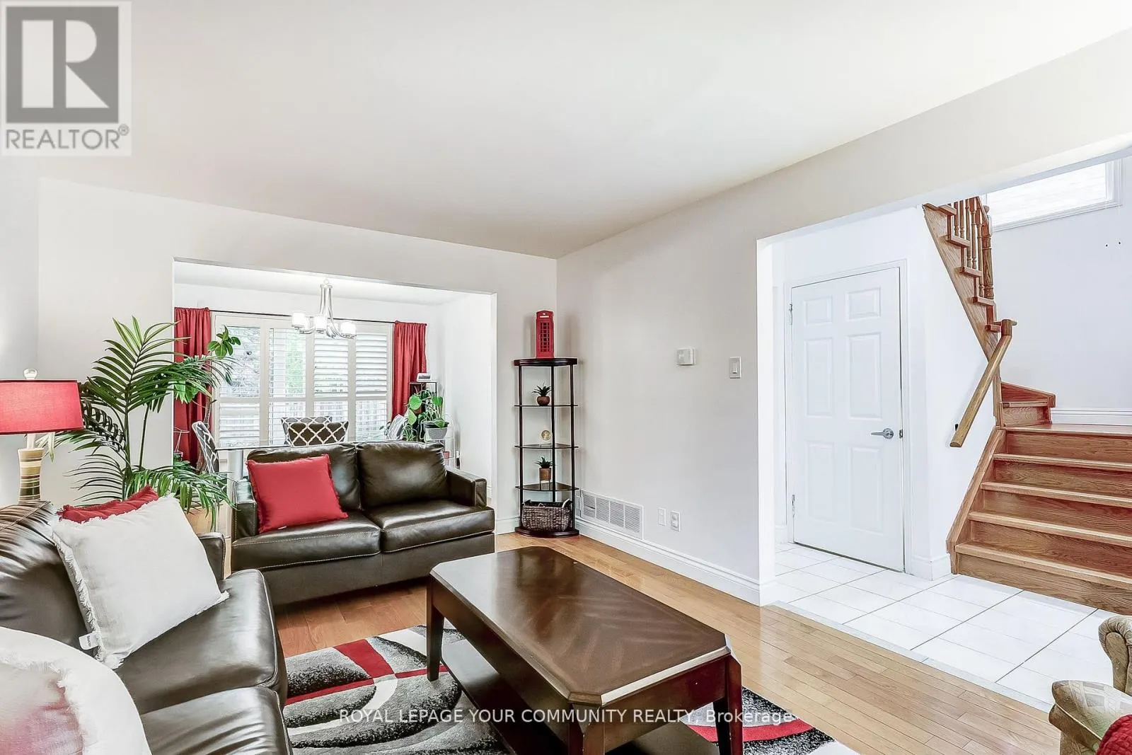 660 FOXWOOD TRAIL