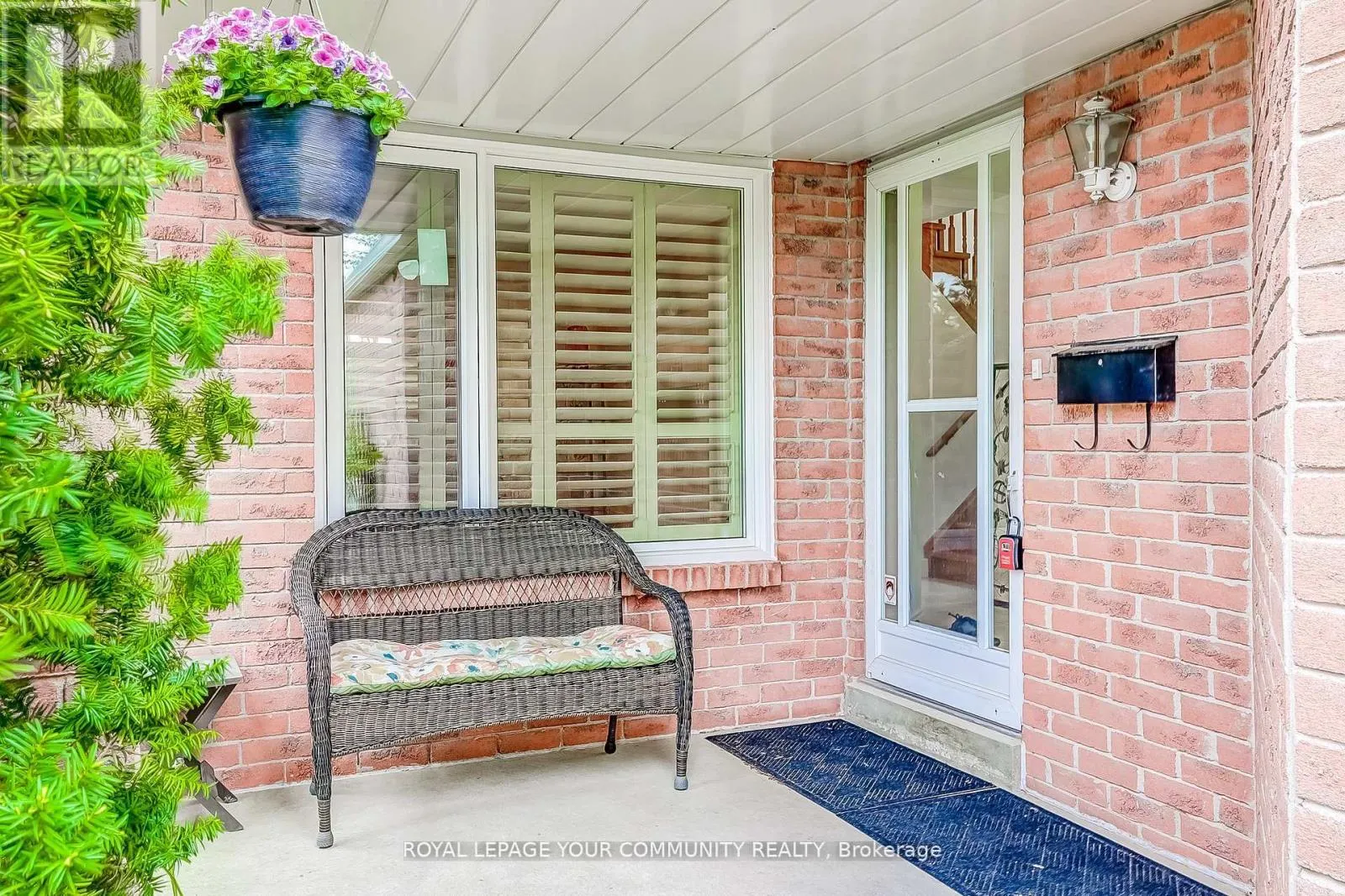 660 FOXWOOD TRAIL