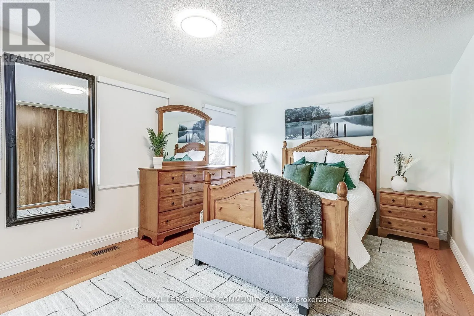 660 FOXWOOD TRAIL