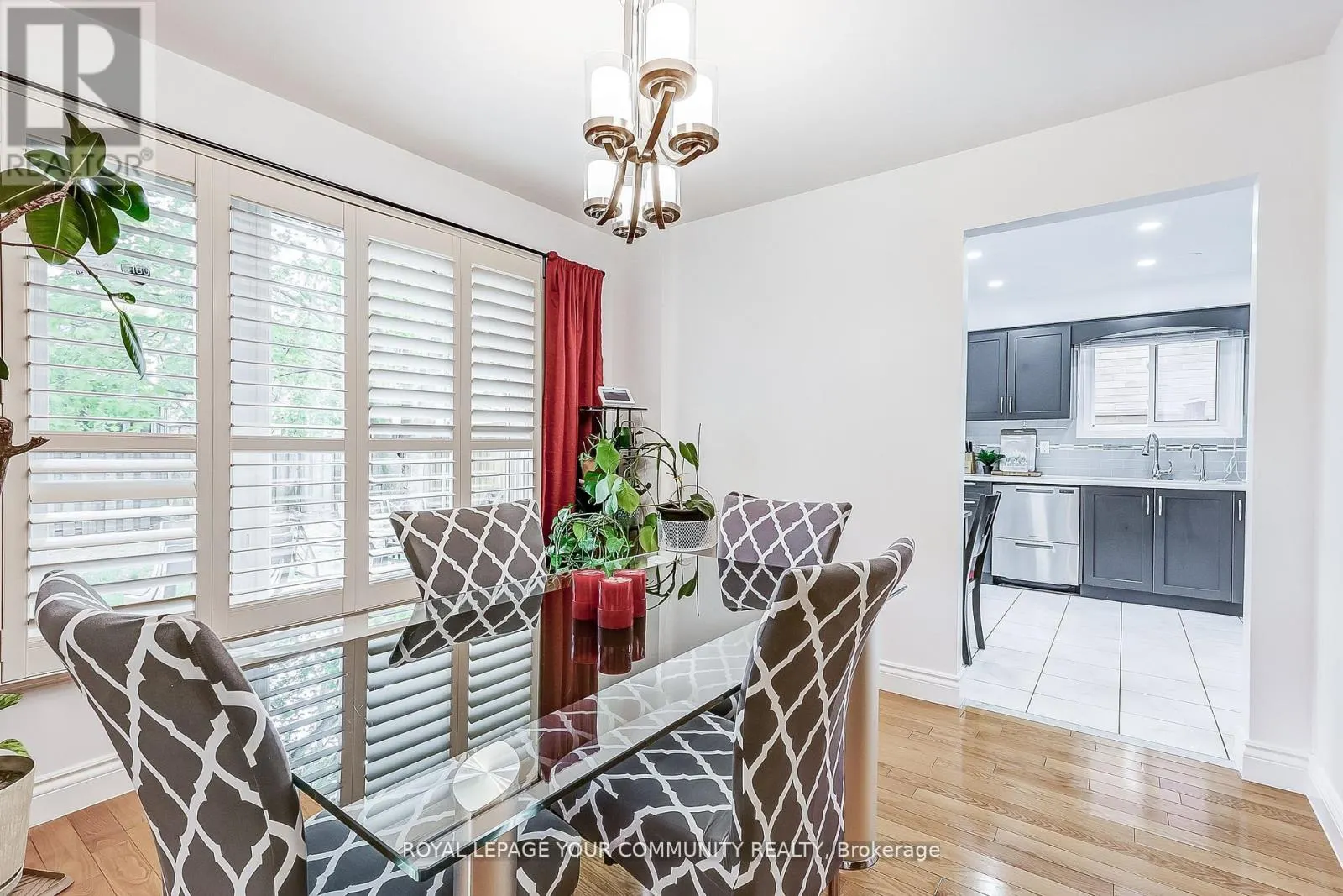 660 FOXWOOD TRAIL