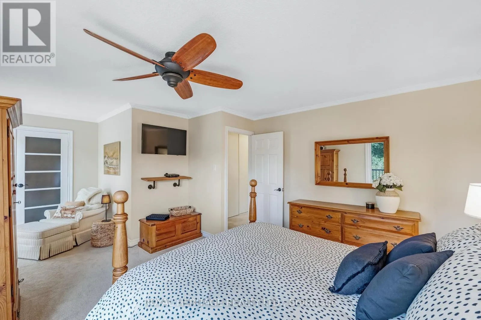 1742 SHADYBROOK DRIVE