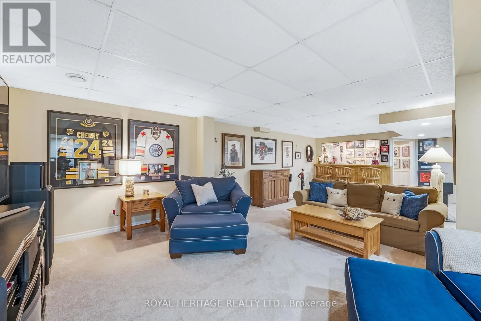 1742 SHADYBROOK DRIVE