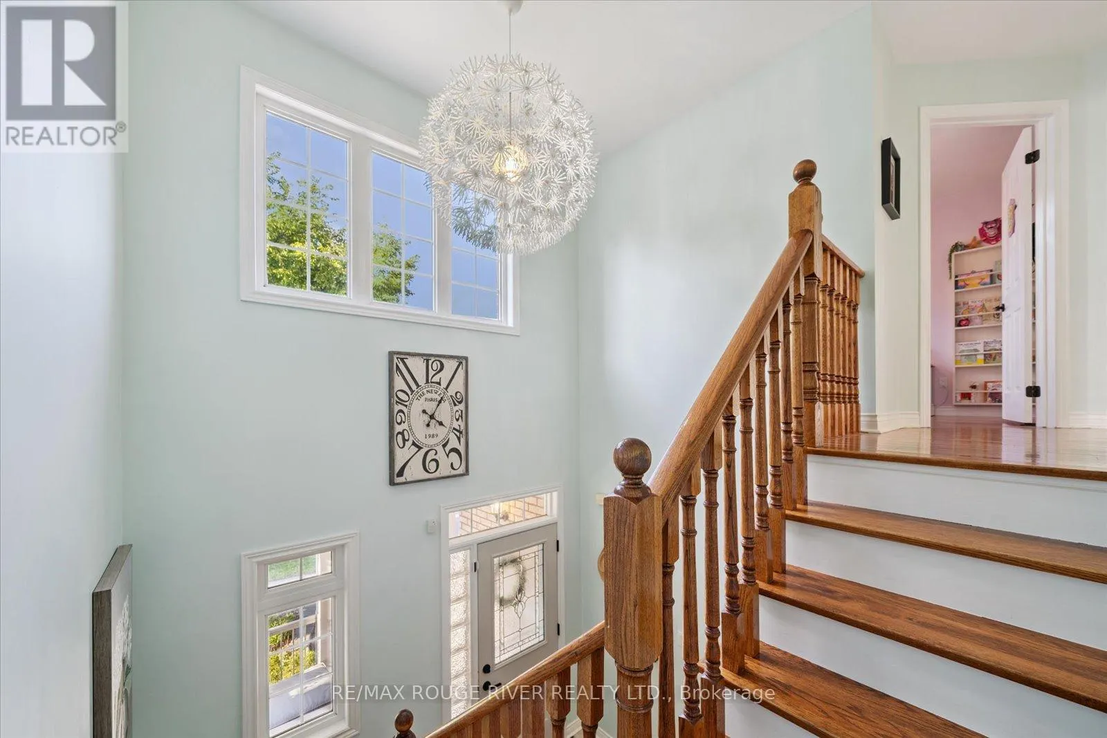 11 HELSTON CRESCENT S