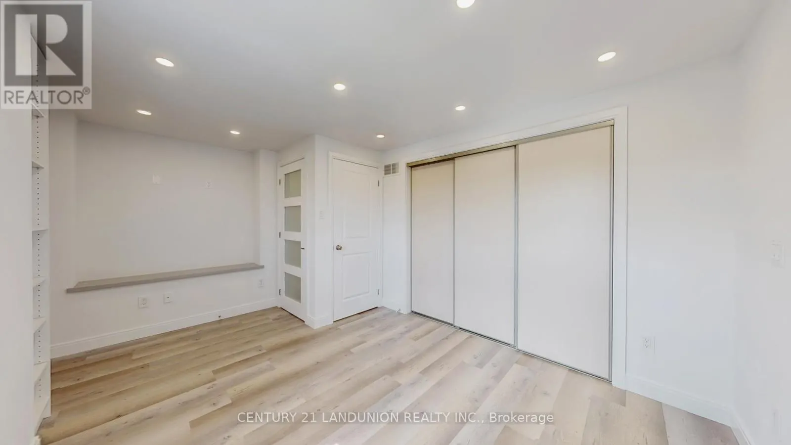78 MARESFIELD DRIVE