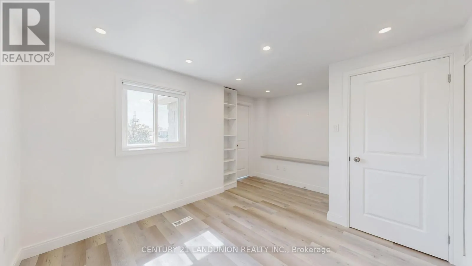 78 MARESFIELD DRIVE