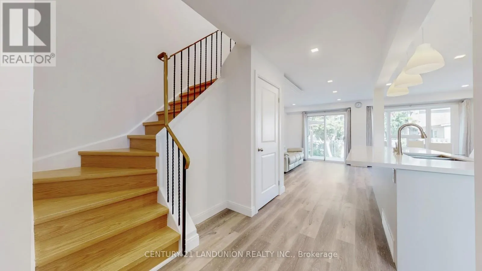 78 MARESFIELD DRIVE